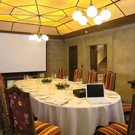 Hotel De La Cigogne 5*